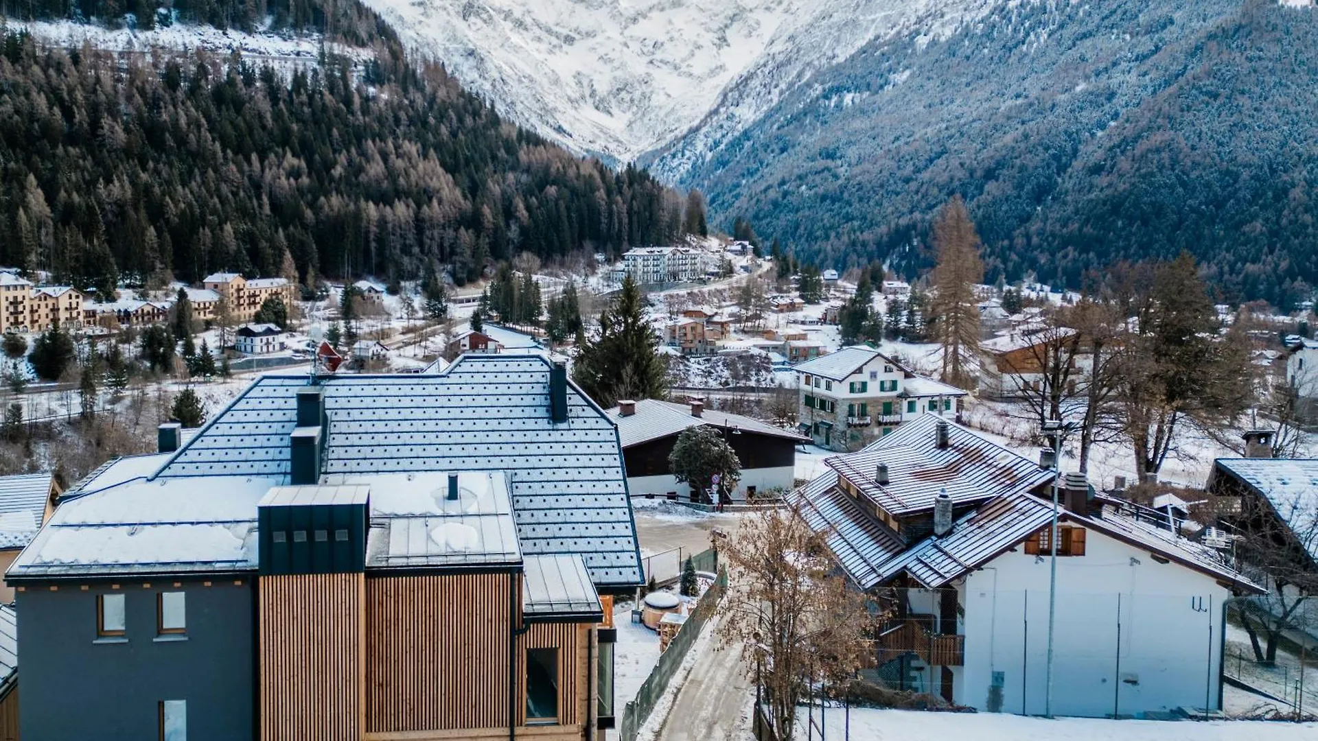 Dalania Mountain Apartments Ponte Di Legno Italia