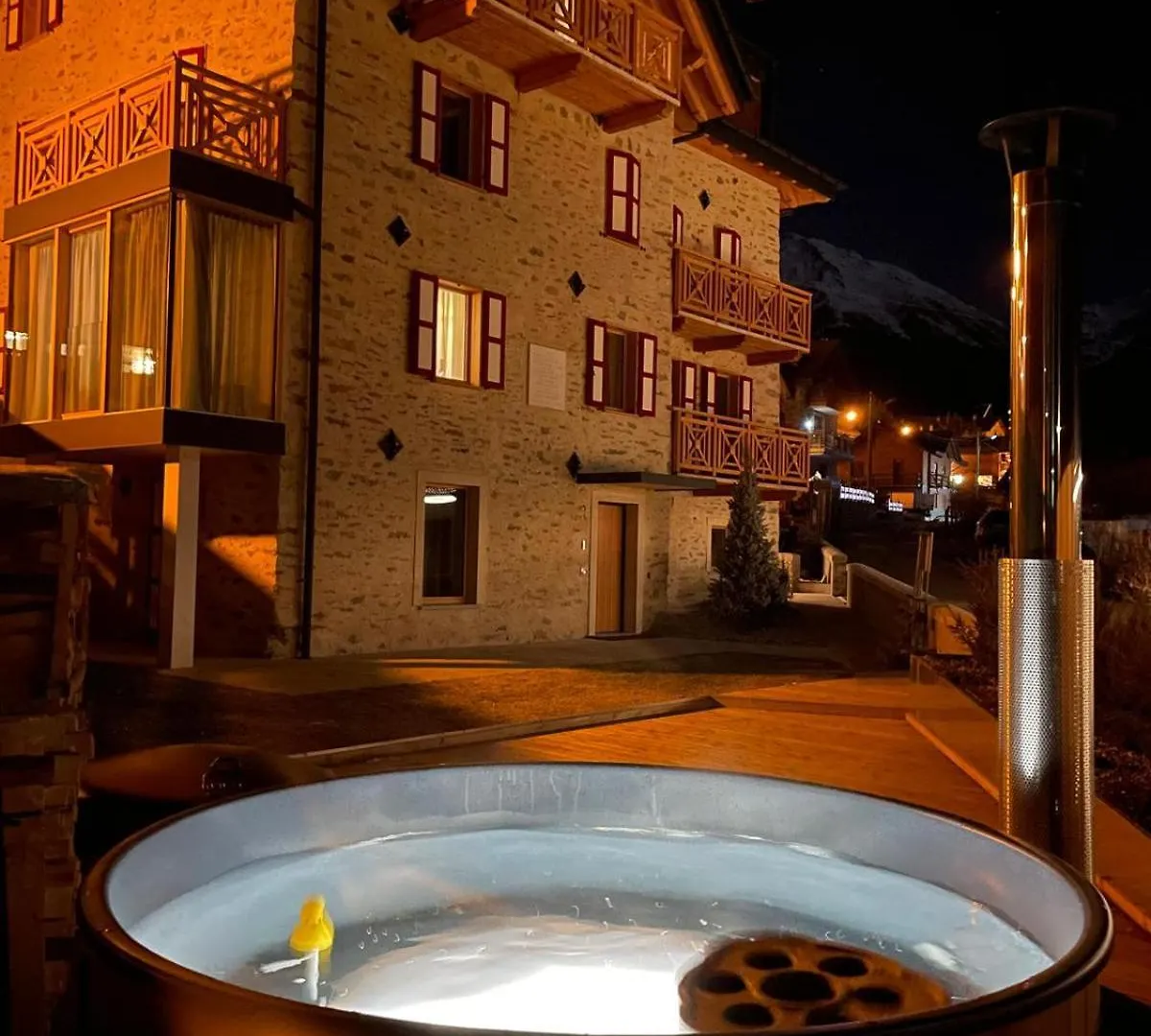 Dalania Mountain Apartments Ponte Di Legno